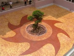 壓模地坪是怎么做（壓）上去的？